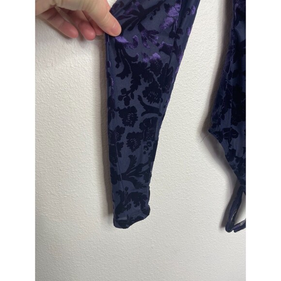 Free People XS Magic Hour Velvet Bodysuit Deep Sea Combo V-Neck Puff Sleeve NWT - Picture 10 of 16